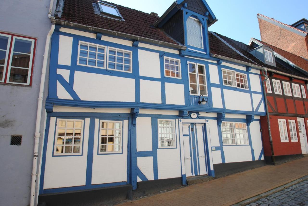 Fewo1846 - Villa Windschief - Uriges Fachwerkhaus Auf 3 Ebenen Mit Garten Im Stadtzentrum Flensburg Zewnętrze zdjęcie
