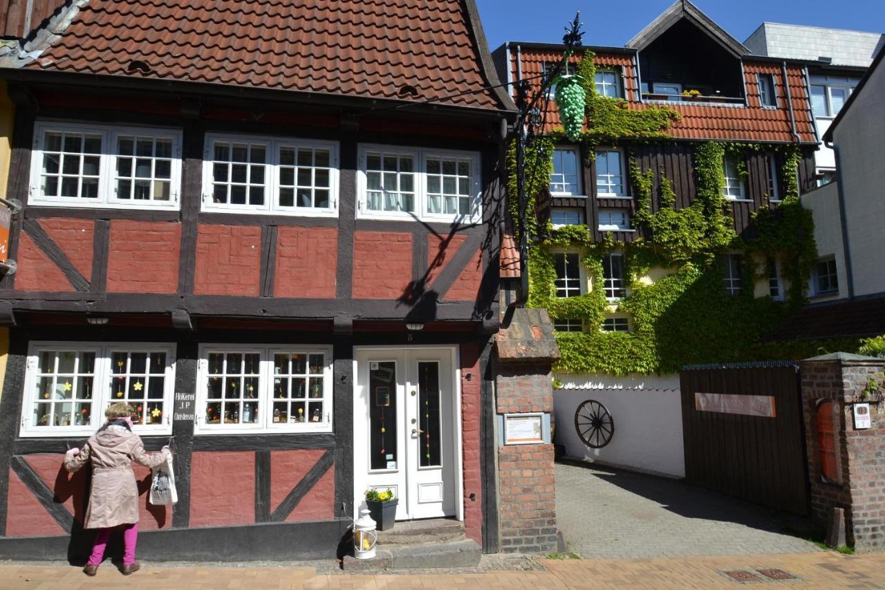 Fewo1846 - Villa Windschief - Uriges Fachwerkhaus Auf 3 Ebenen Mit Garten Im Stadtzentrum Flensburg Zewnętrze zdjęcie